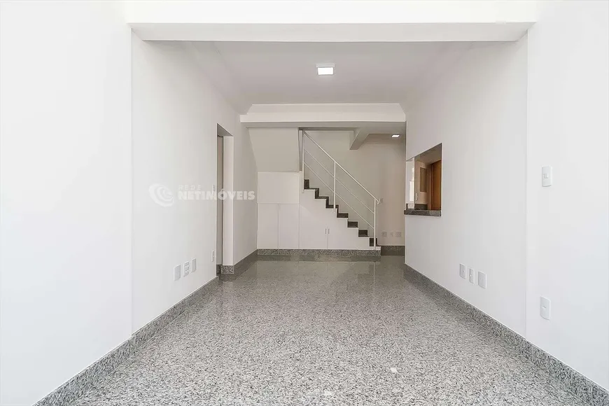 Foto 1 de Cobertura com 2 Quartos à venda, 141m² em Santo Antônio, Belo Horizonte