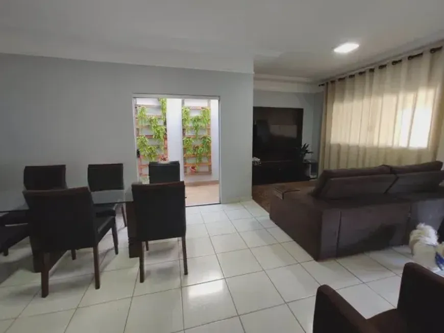 Foto 1 de Casa com 3 Quartos à venda, 360m² em Ilha Joana Bezerra, Recife