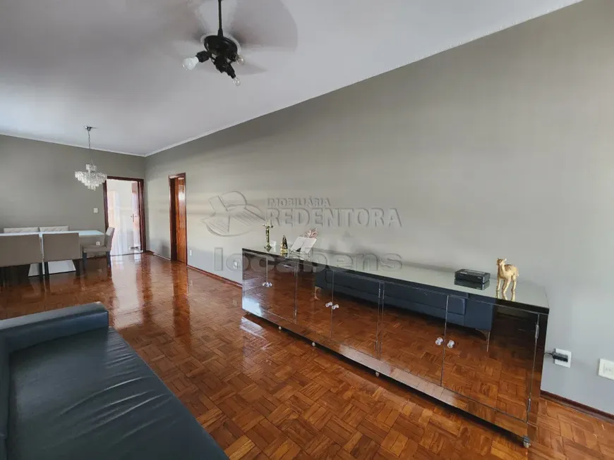 Foto 1 de Casa com 3 Quartos para alugar, 375m² em Boa Vista, São José do Rio Preto