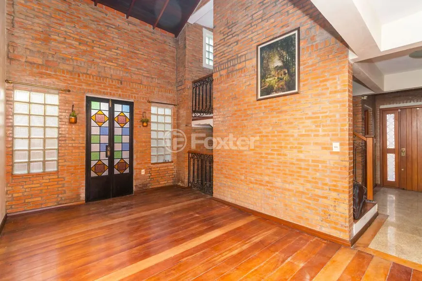 Foto 1 de Casa com 3 Quartos à venda, 342m² em Vila Conceição, Porto Alegre