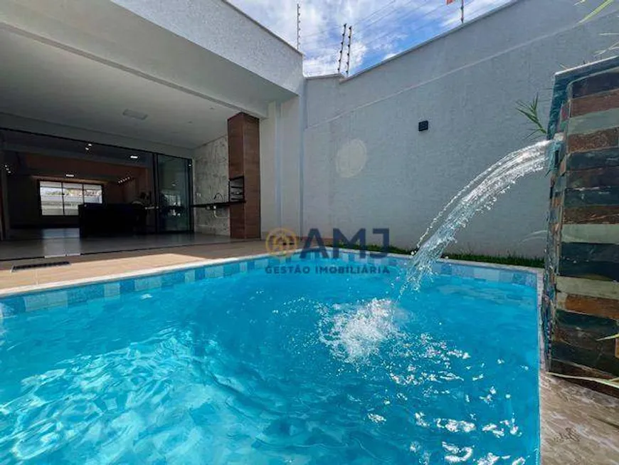 Foto 1 de Sobrado com 3 Quartos à venda, 183m² em Jardim Presidente, Goiânia