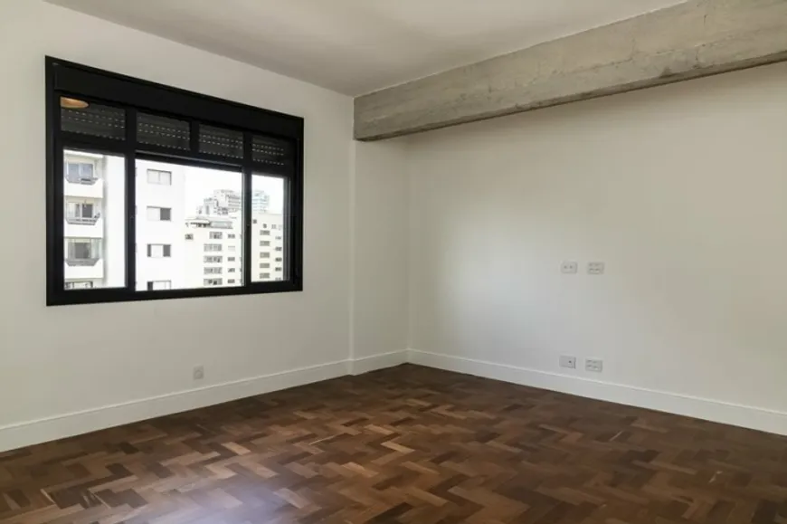 Foto 1 de Apartamento com 3 Quartos à venda, 212m² em Consolação, São Paulo