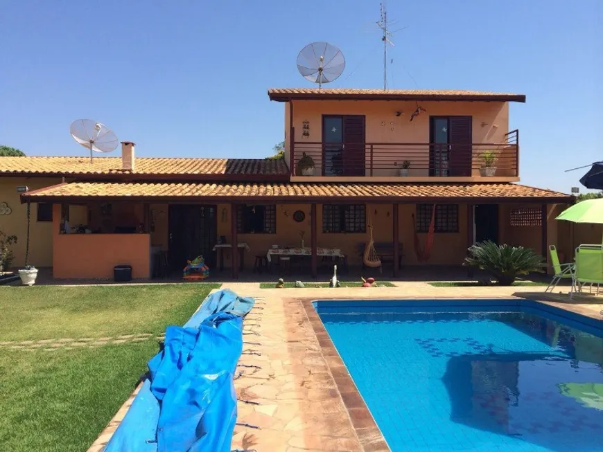 Foto 1 de Fazenda/Sítio com 3 Quartos à venda, 224m² em Recanto dos Dourados, Campinas