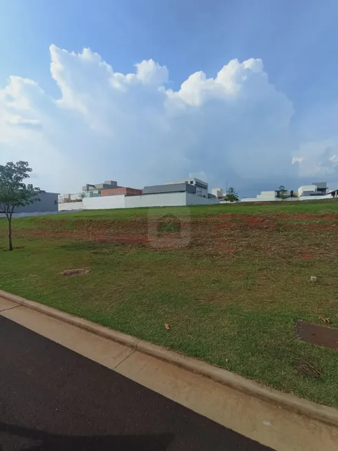 Foto 1 de Lote/Terreno à venda, 476m² em Granja Marileusa , Uberlândia