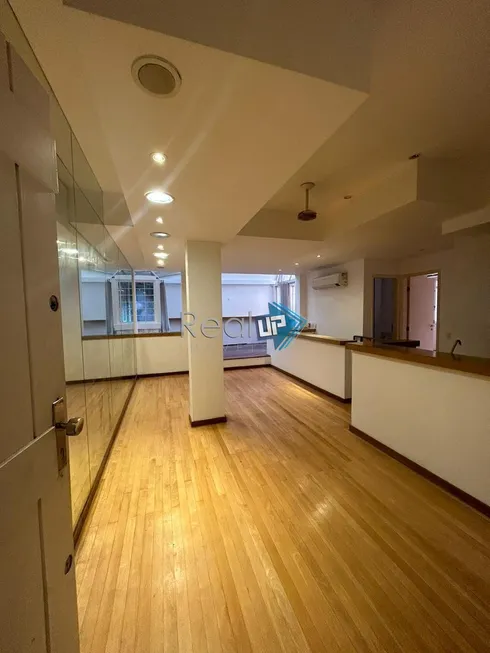 Foto 1 de Apartamento com 2 Quartos para alugar, 90m² em Jardim Botânico, Rio de Janeiro