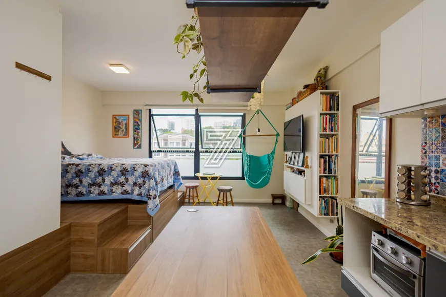 Foto 1 de Apartamento com 1 Quarto à venda, 30m² em Alto da Glória, Curitiba