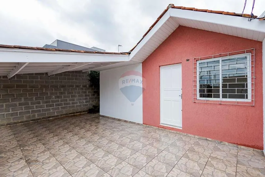 Foto 1 de Casa com 4 Quartos à venda, 105m² em Sitio Cercado, Curitiba