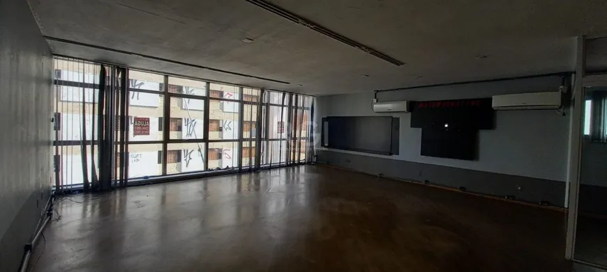 Foto 1 de Sala Comercial para alugar, 110m² em Centro, Porto Alegre