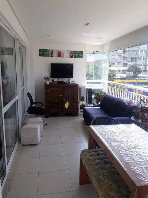 Foto 1 de Apartamento com 3 Quartos à venda, 127m² em Vila Firmiano Pinto, São Paulo