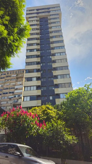 Foto 1 de Apartamento com 3 Quartos à venda, 95m² em Independência, Porto Alegre