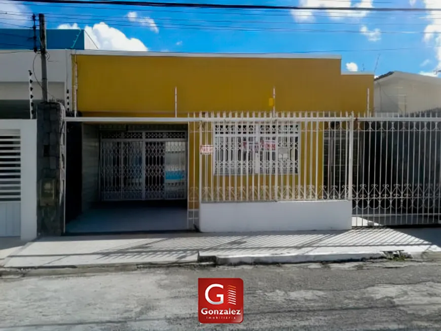 Foto 1 de Casa com 4 Quartos à venda, 250m² em Pereira Lobo, Aracaju