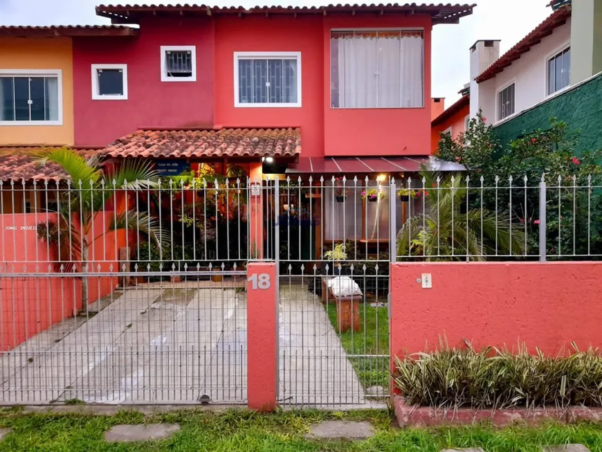 Foto 1 de Sobrado com 3 Quartos à venda, 136m² em Praia dos Ingleses, Florianópolis