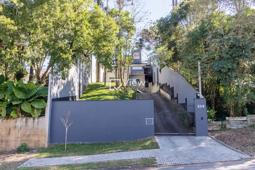 Foto 1 de Casa com 4 Quartos à venda, 290m² em Mossunguê, Curitiba