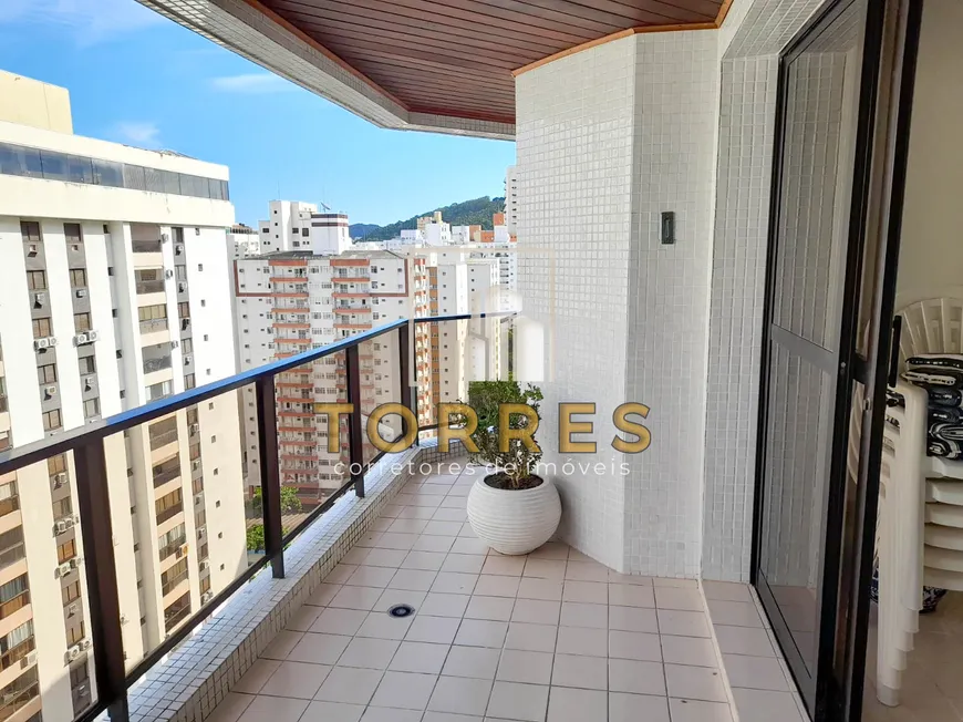 Foto 1 de Apartamento com 3 Quartos à venda, 105m² em Praia das Pitangueiras, Guarujá