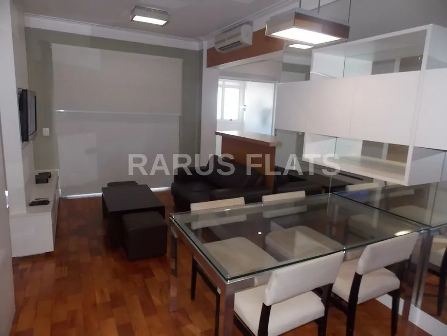 Foto 1 de Flat com 1 Quarto para alugar, 48m² em Moema, São Paulo