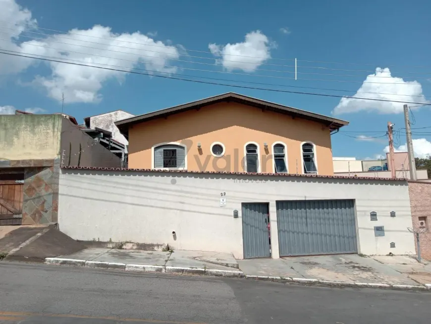 Foto 1 de Casa com 3 Quartos à venda, 196m² em Jardim Antonio Von Zuben, Campinas