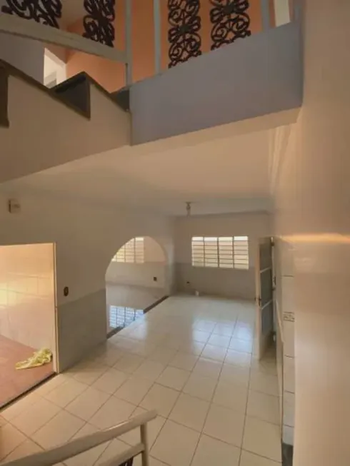 Foto 1 de Sobrado com 3 Quartos à venda, 172m² em Jardim Bela Vista, Guarulhos