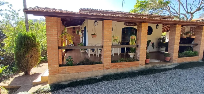 Foto 1 de Fazenda/Sítio com 3 Quartos à venda, 2449m² em Jardim Caparelli - Mailasqui, São Roque