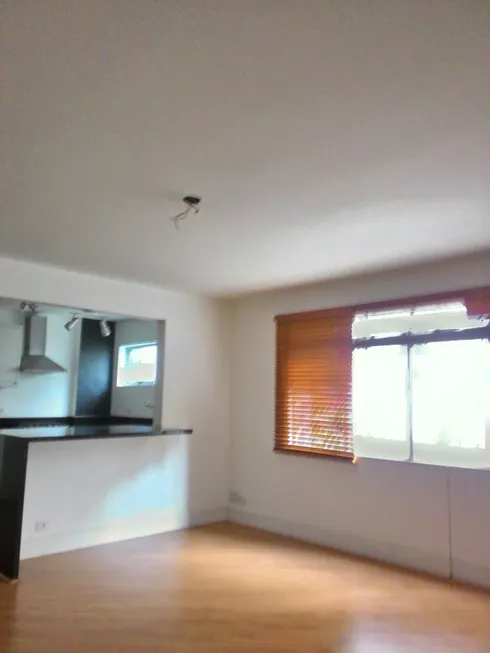 Foto 1 de Apartamento com 2 Quartos à venda, 100m² em Bela Vista, São Paulo