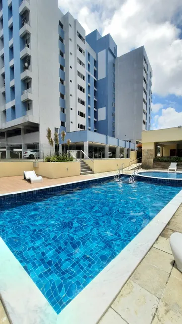 Foto 1 de Apartamento com 2 Quartos para venda ou aluguel, 82m² em Barro Vermelho, Natal