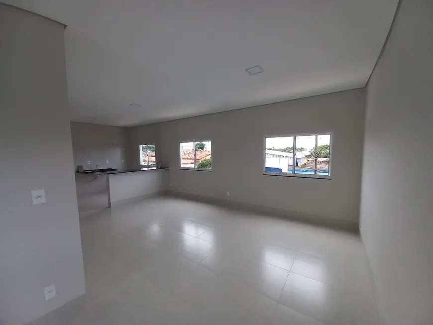 Foto 1 de Apartamento com 2 Quartos para alugar, 80m² em Santa Rosa, Uberlândia