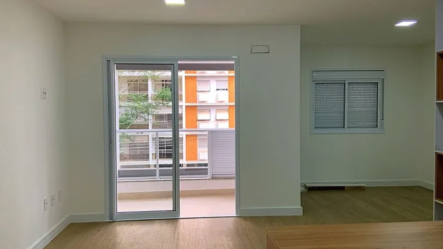 Foto 1 de Apartamento com 1 Quarto à venda, 42m² em Vila Itapura, Campinas