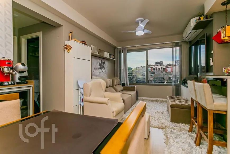 Foto 1 de Apartamento com 2 Quartos à venda, 58m² em Centro Histórico, Porto Alegre