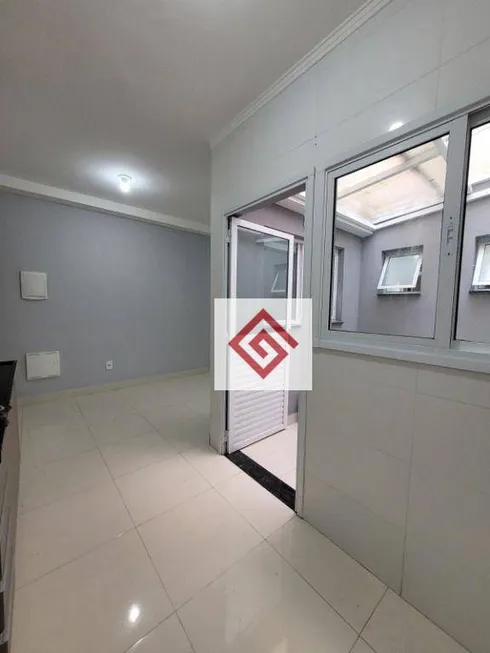 Foto 1 de Apartamento com 2 Quartos à venda, 54m² em Jardim Cristiane, Santo André