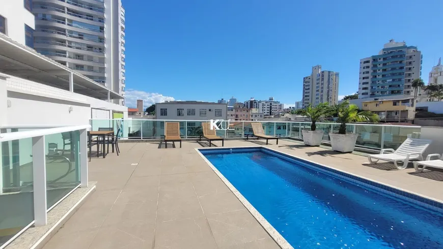 Foto 1 de Apartamento com 2 Quartos à venda, 77m² em Estreito, Florianópolis