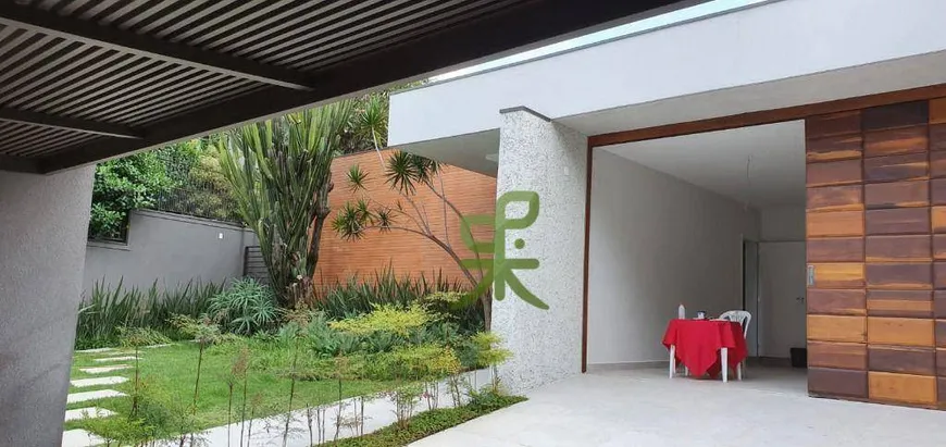 Foto 1 de Casa com 4 Quartos à venda, 807m² em Vila Madalena, São Paulo