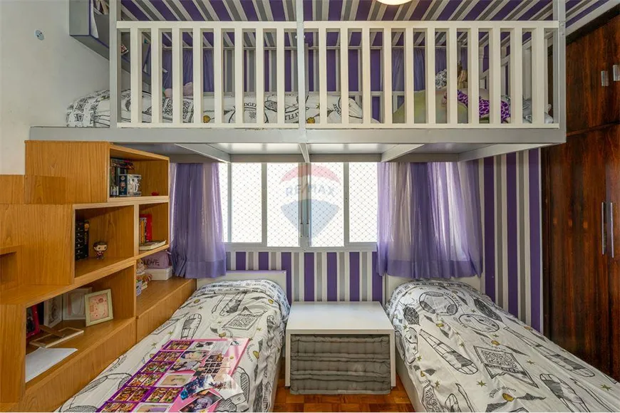 Foto 1 de Apartamento com 3 Quartos à venda, 260m² em Higienópolis, São Paulo