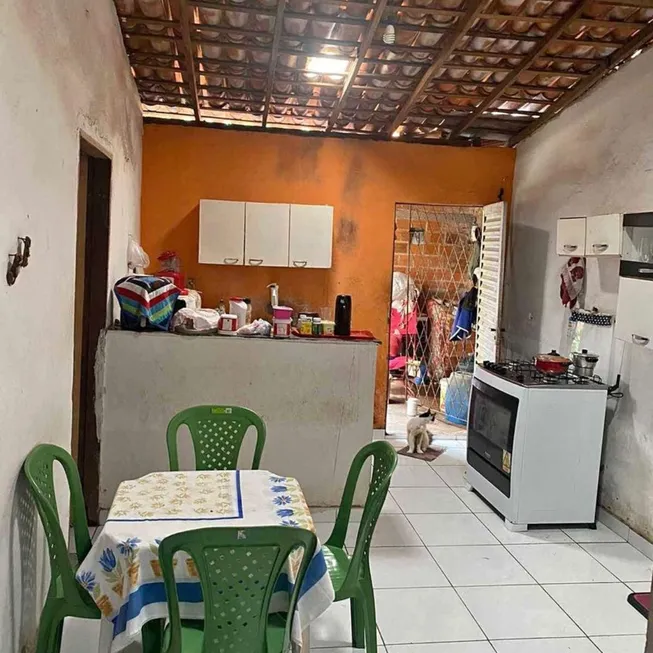 Foto 1 de Casa com 2 Quartos à venda, 51m² em Stiep, Salvador