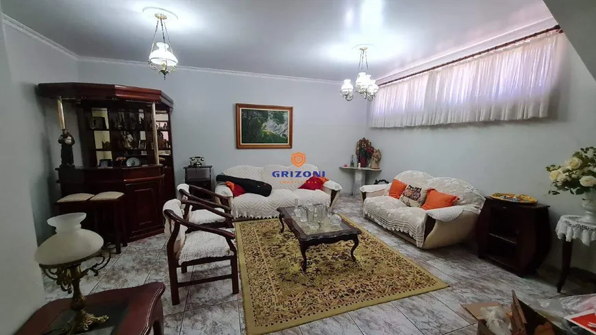 Foto 1 de Casa com 3 Quartos à venda, 234m² em Parque União, Bauru
