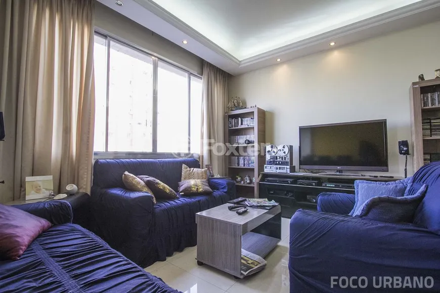 Foto 1 de Apartamento com 2 Quartos à venda, 115m² em Floresta, Porto Alegre