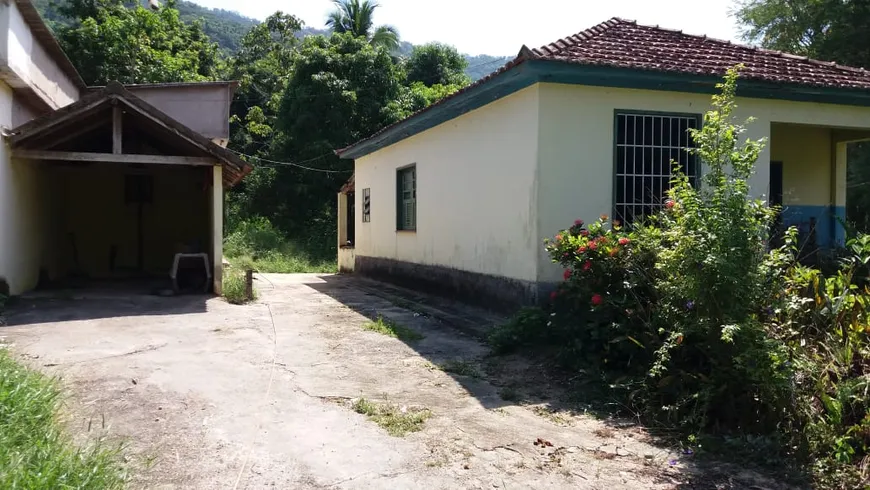 Foto 1 de Fazenda/Sítio com 2 Quartos à venda, 250m² em Cajueiro, Maricá