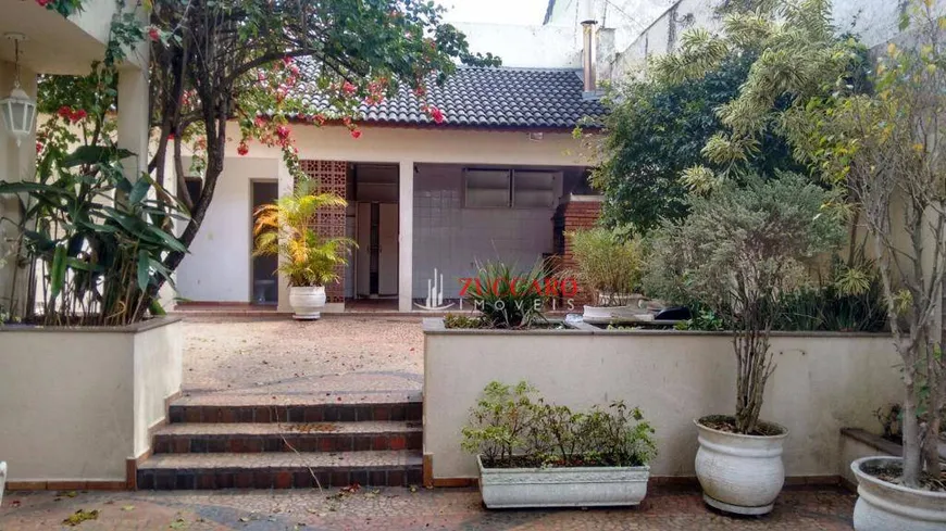 Foto 1 de Sobrado com 4 Quartos à venda, 281m² em Jardim Santa Mena, Guarulhos