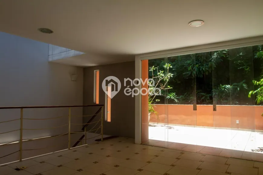 Foto 1 de Cobertura com 3 Quartos à venda, 212m² em Lagoa, Rio de Janeiro