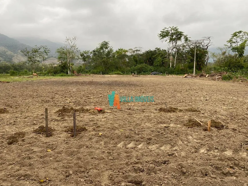 Foto 1 de Lote/Terreno à venda, 1500m² em JARAGUA, Caraguatatuba