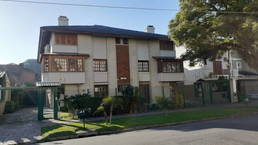 Foto 1 de Casa de Condomínio com 3 Quartos à venda, 194m² em Tristeza, Porto Alegre