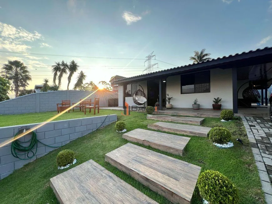 Foto 1 de Casa de Condomínio com 3 Quartos à venda, 259m² em Arua, Mogi das Cruzes