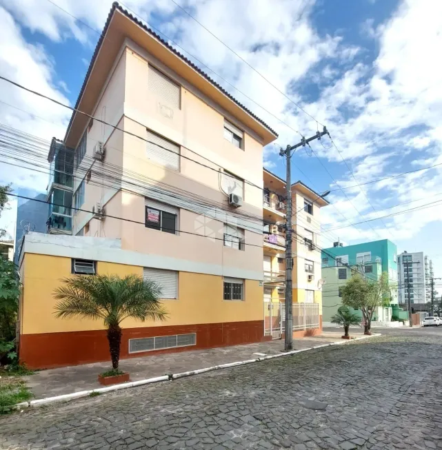 Foto 1 de Apartamento com 2 Quartos à venda, 77m² em Nossa Senhora de Fátima, Santa Maria