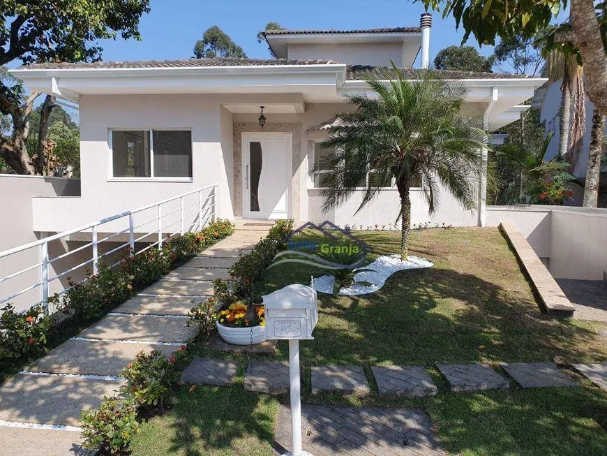 Foto 1 de Casa de Condomínio com 4 Quartos para alugar, 365m² em Sao Paulo II, Cotia
