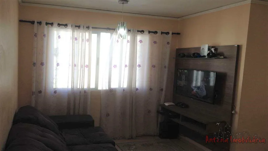 Foto 1 de Apartamento com 2 Quartos à venda, 50m² em Jardim São Miguel, Ferraz de Vasconcelos