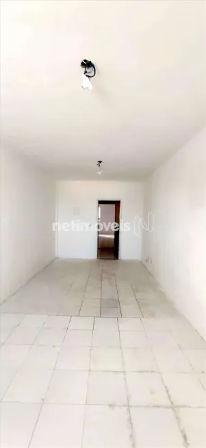 Foto 1 de Sala Comercial para alugar, 32m² em Vale dos Lagos, Salvador