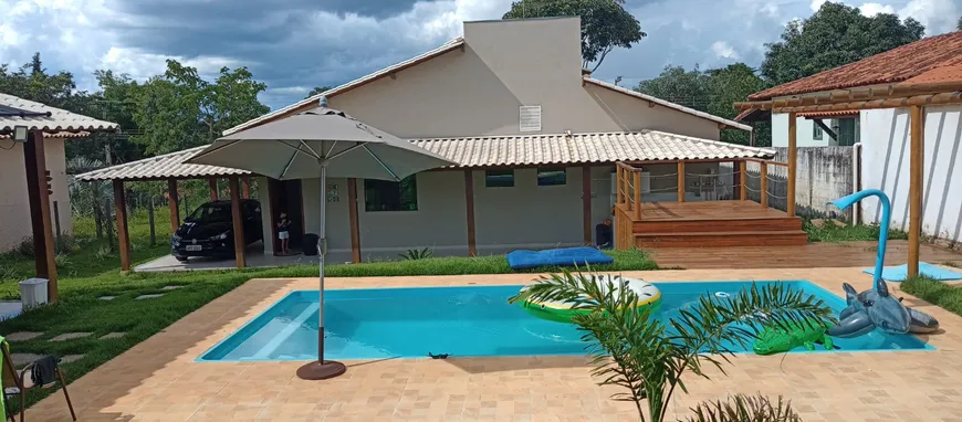 Foto 1 de Fazenda/Sítio com 3 Quartos à venda, 240m² em Condominio Estancia da Mata, Jaboticatubas