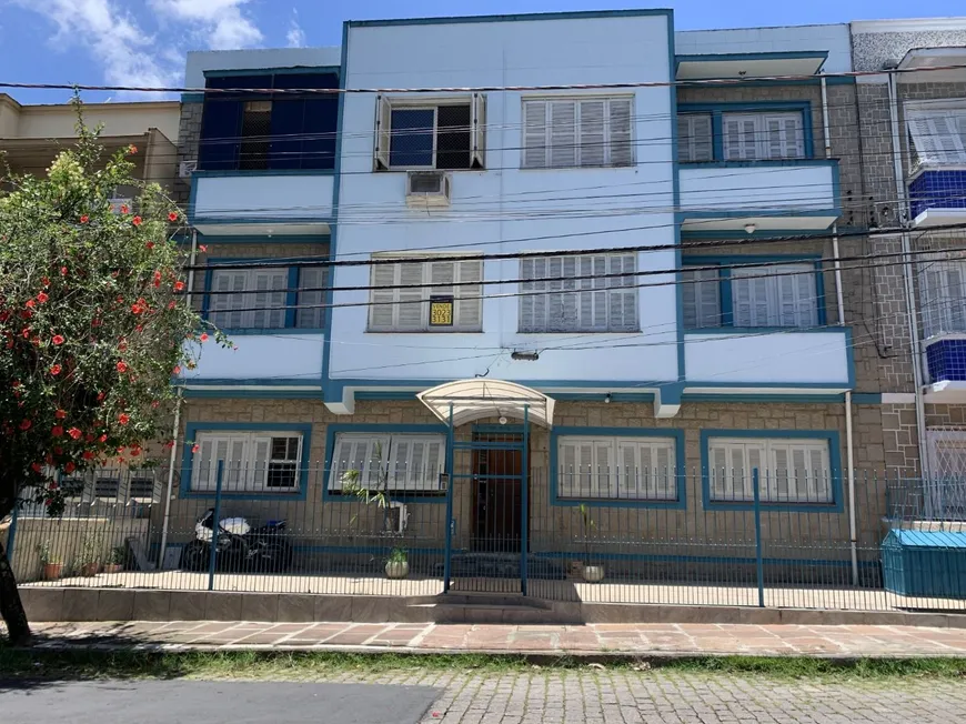 Foto 1 de Apartamento com 2 Quartos à venda, 68m² em Santo Antônio, Porto Alegre