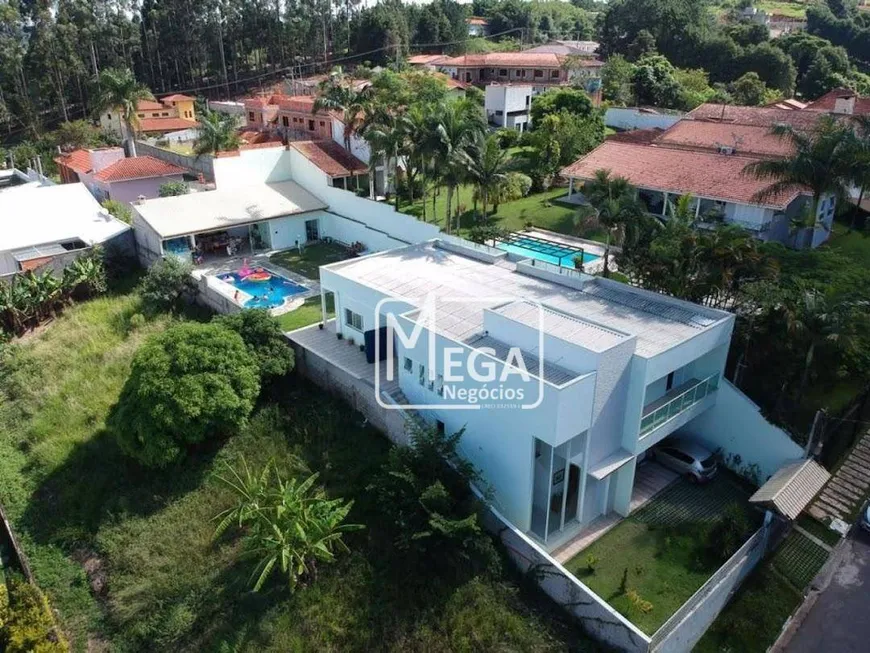 Foto 1 de Casa com 3 Quartos à venda, 440m² em Centro, Araçariguama