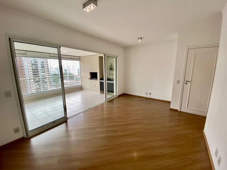 Foto 1 de Apartamento com 3 Quartos para alugar, 103m² em Granja Julieta, São Paulo