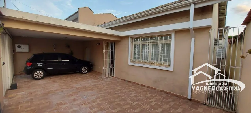 Foto 1 de Casa com 3 Quartos à venda, 300m² em Centro, Lorena