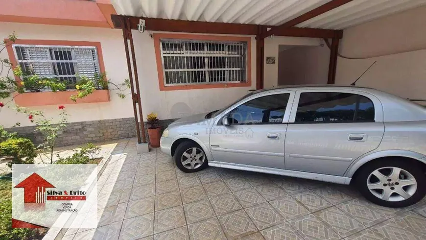 Foto 1 de Casa com 4 Quartos à venda, 240m² em Vila Guilhermina, São Paulo